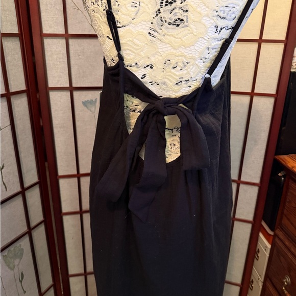 Long black cotton shift with cute tie tie back. Great resort vacation wear NEW - Picture 3 of 5